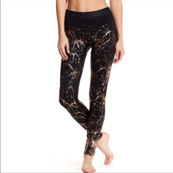 𝅺ELECTRIC Yoga Paint Yourself Metallic Leggings - Picture 1 of 5